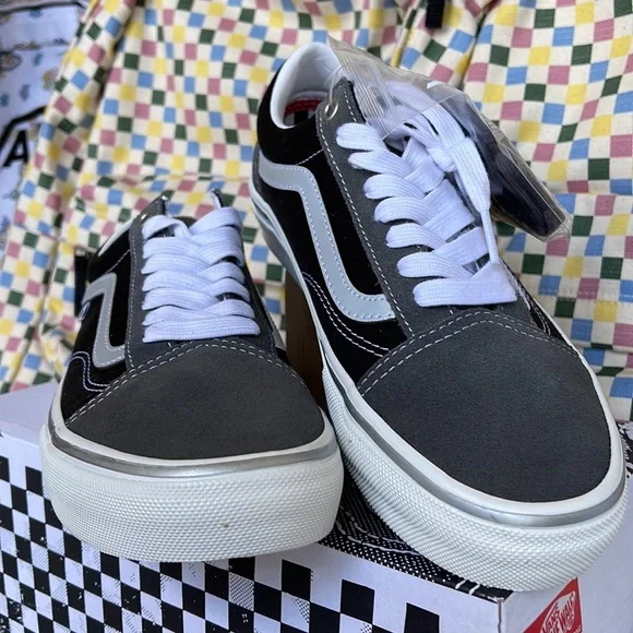Vans Men’s Skate Old Skool 
Reflective Black/Grey
VN0A5FCBN42
Sneakers - Picture 7 of 16